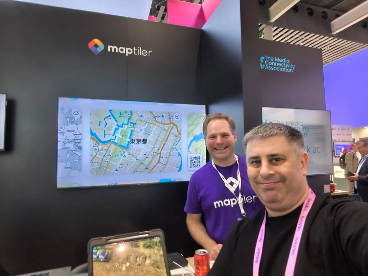 🌍 Explorando la innovación geoespacial: una charla con MapTiler 4YFN / MWC 2026